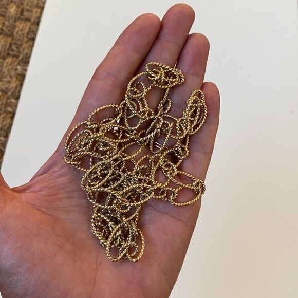 Pretty Gold Layering Chain - Picture 4 of 4